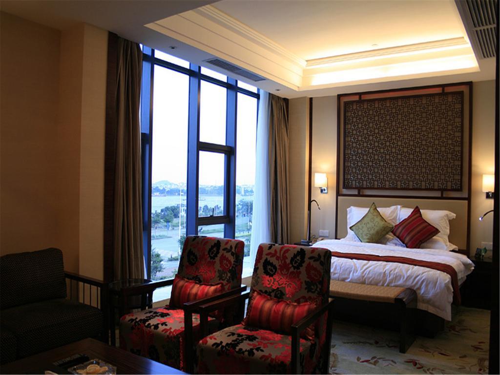 Southern Club Hotel Kuangcsou Kültér fotó